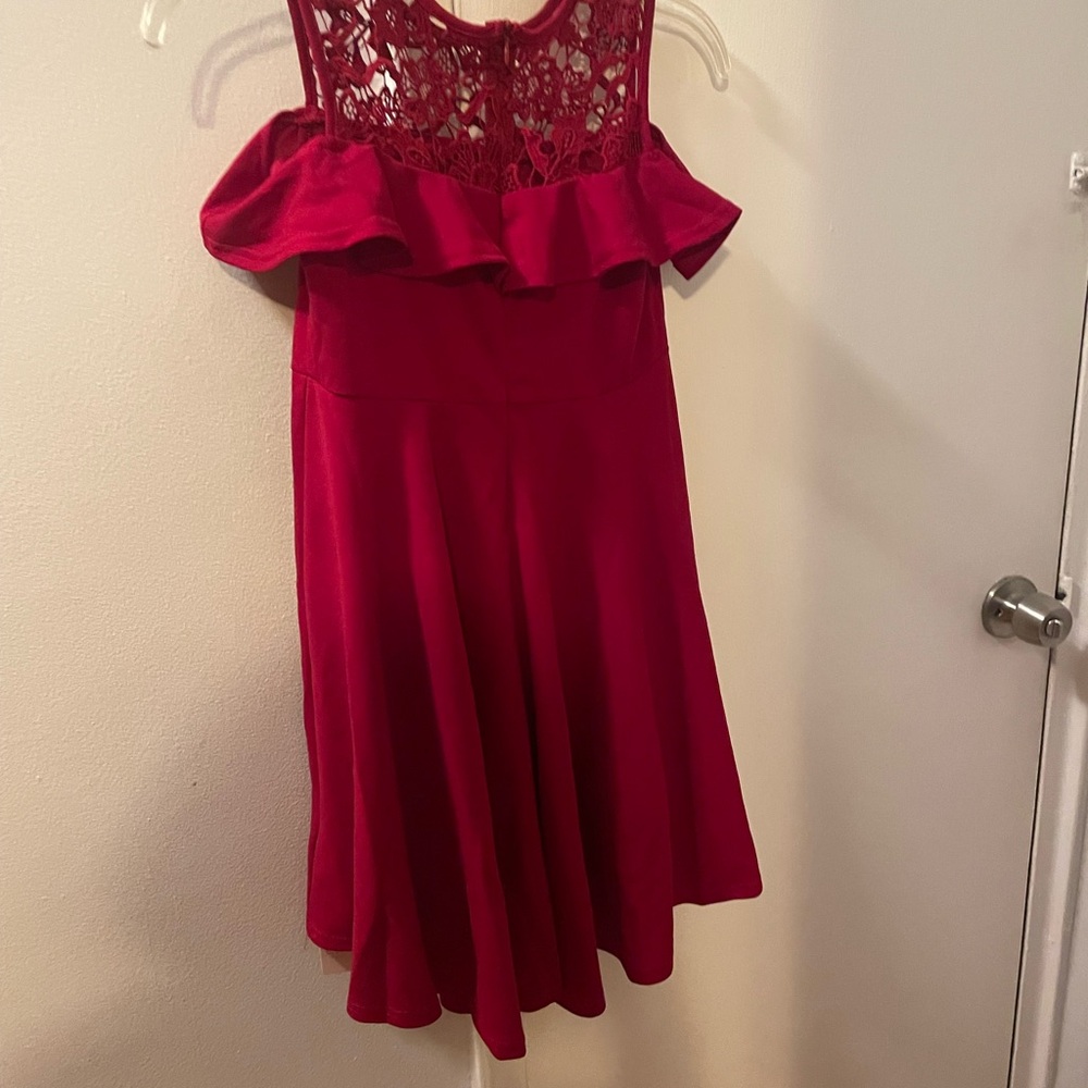 Red Asymmetrical Ruffled Cocktail Dress - Picture 4 of 6